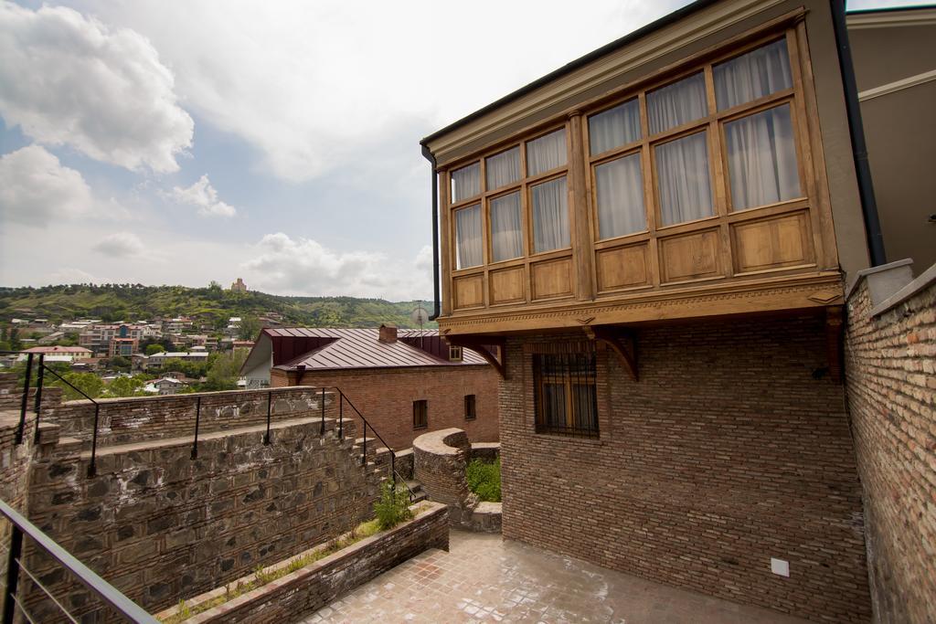 Metekhi'S Galavani Hotel Tbilisi Exterior photo
